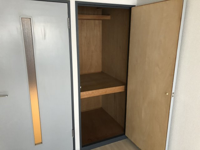 メゾン・エチーフの収納