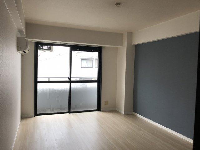 メゾン・エチーフの洋室