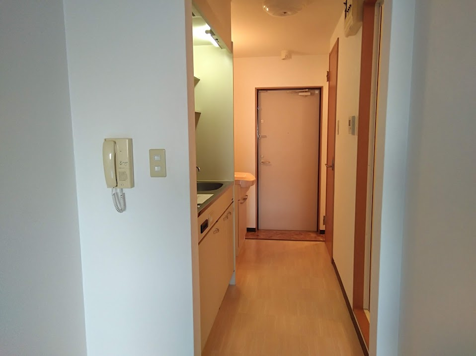 Calme五条の内装