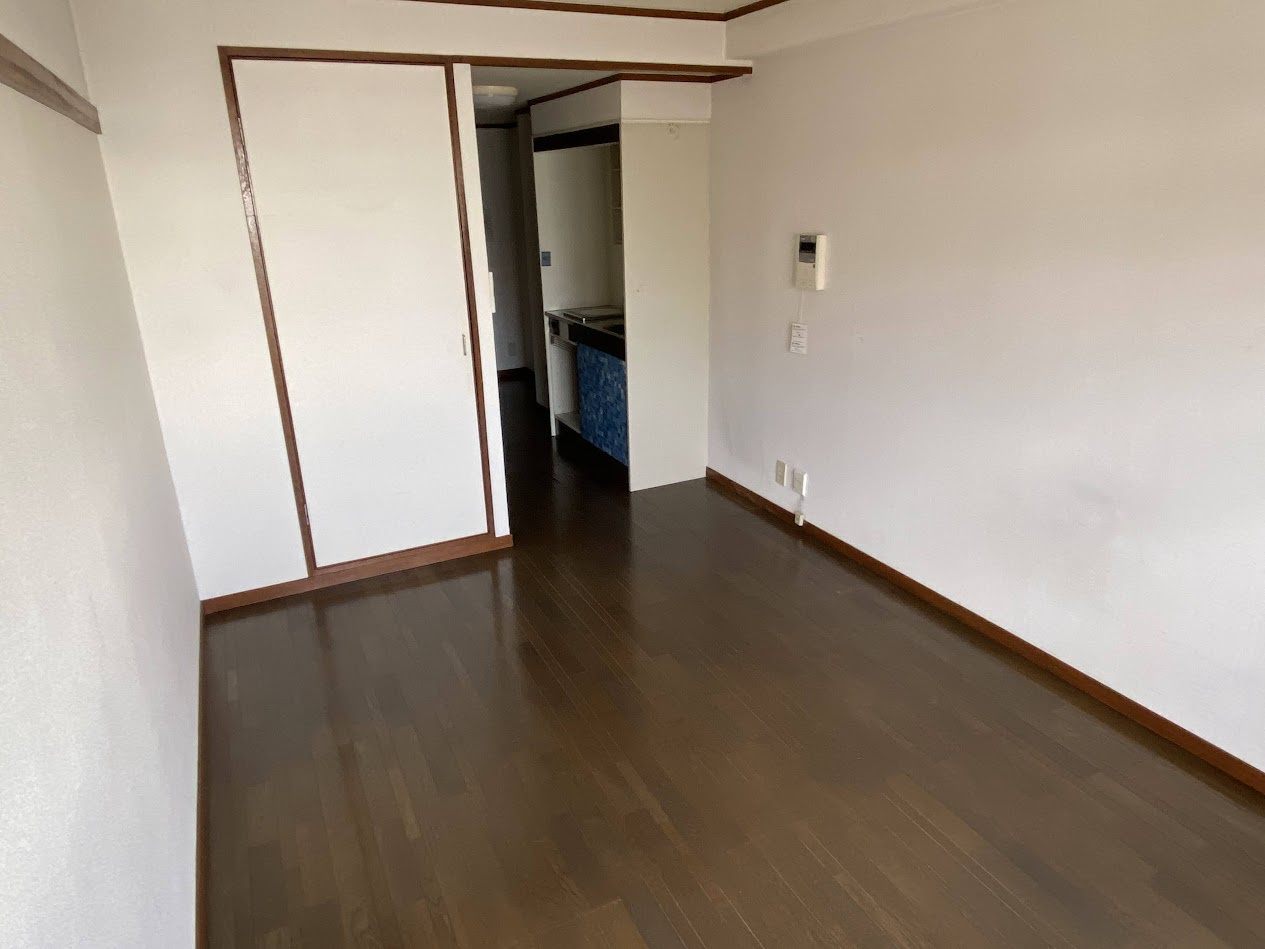 モナクヴィラウエバの居間・リビング