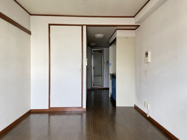 モナクヴィラウエバの洋室