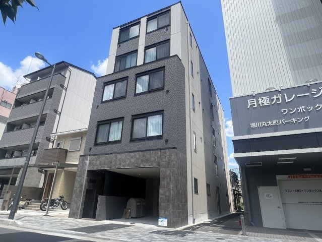 attrice東堀川の外観