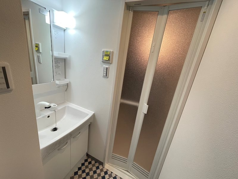 attrice東堀川の独立洗面台