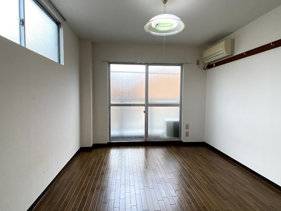 ぱんぷきんの洋室