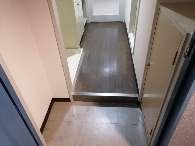 FIDUCIAの玄関