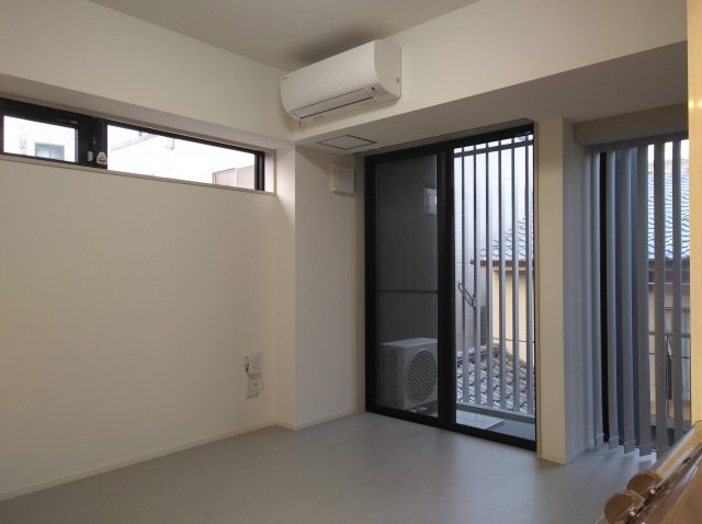 MILLE LIBRORUMの洋室