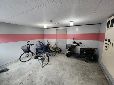 ラメールⅢの駐車場|駐輪場