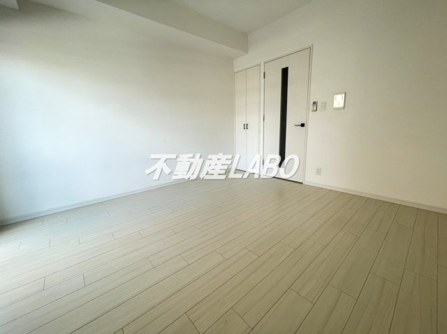 セオリー難波WESTの寝室