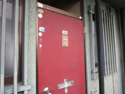 【玄関】 | サンジュリアン鉈屋B