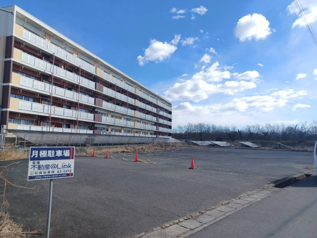 逸見駐車場の外観