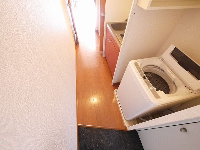 レオパレス州見台の玄関|ゆったりとした玄関です