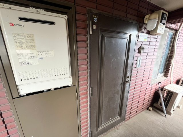 木崎台マンションの玄関