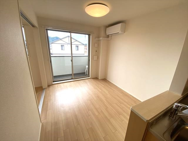 ラルゴの居間・リビング