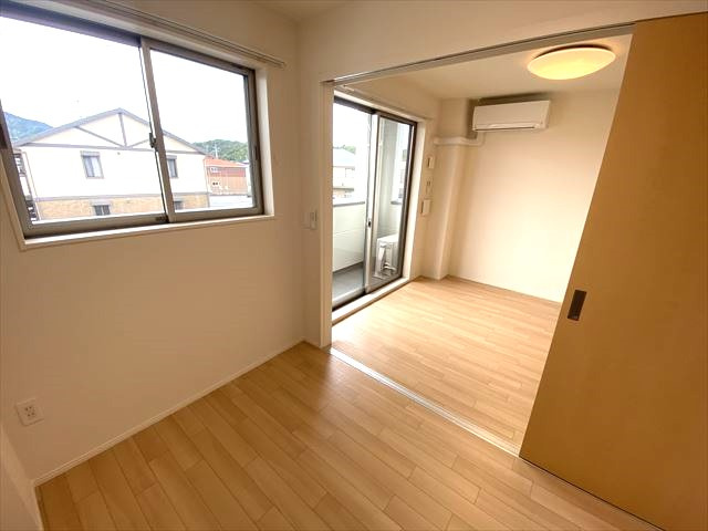 ラルゴの居間・リビング