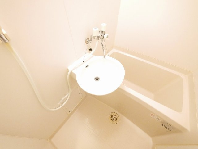 レオパレス相楽の洗面所|コンパクトで使いやすい洗面所