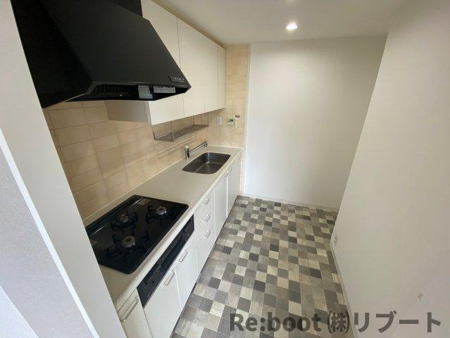 PLENDY市川大野のキッチン