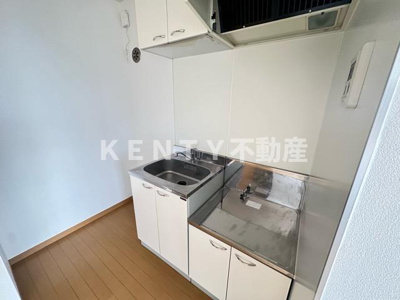 【キッチン】 | サンビレイ9 | お料理しやすいキッチンです