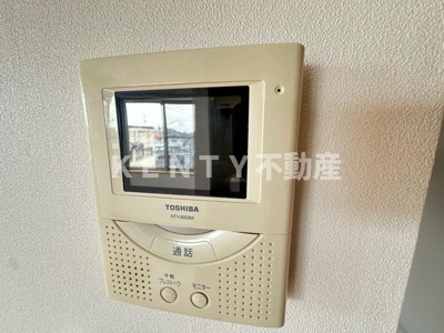 【セキュリティ】 | サンビレイ9 | ゆったりした洋室です