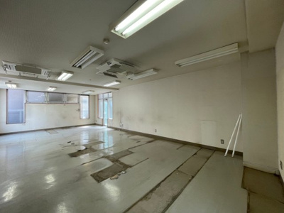 【内装】 | サザレビル