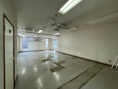 【内装】 | サザレビル