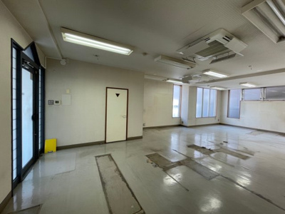 【内装】 | サザレビル