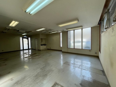 【内装】 | サザレビル