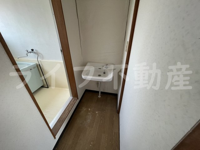 稲地ハイツの独立洗面台|独立洗面台です