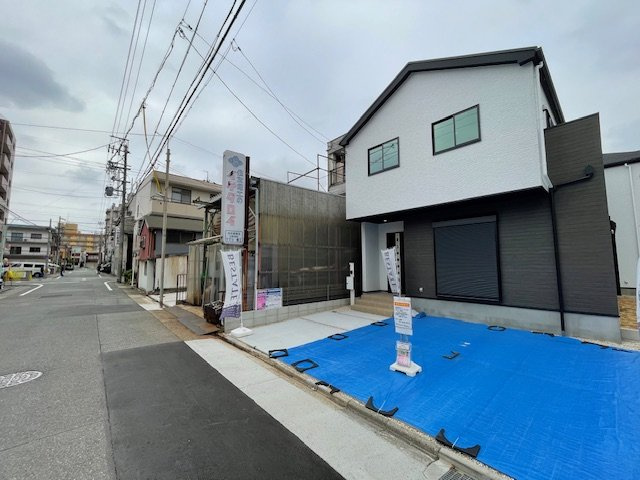 Terrechez中川区花塚町２期【仲介手数料無料　八幡小学校　八幡中学校】の前面道路含む現地写真|LINEから簡単お問合せ可能！
友達検索で@nqk7328tです！。