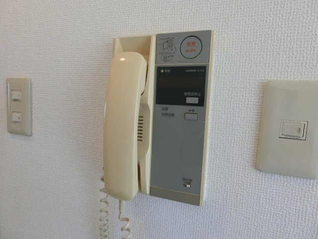 エマーレ新川崎のセキュリティ|他のお部屋の参考写真となります。