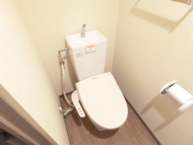 エマーレ新川崎のトイレ|他のお部屋の参考写真となります。