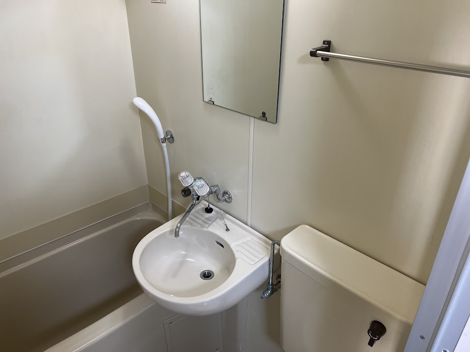 聚楽PATIO の洗面所