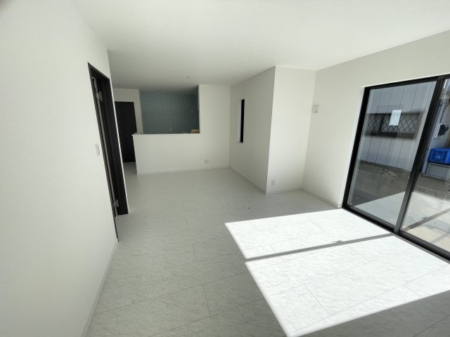 藤岡市上戸塚（全1棟）1号棟の居間・リビング|同社施工例