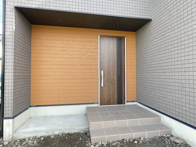 藤岡市上戸塚（全1棟）1号棟の前面道路含む現地写真