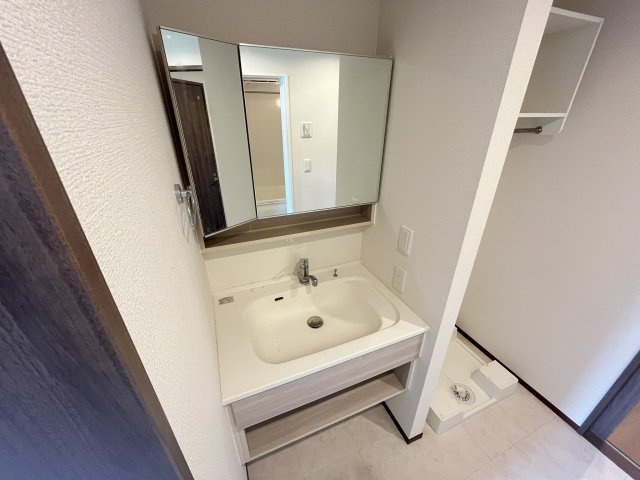 【洗面所】 | アルカンシエル | 使いやすい洗面所です