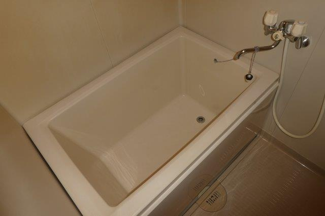 ハピネスエンジェル３２３の浴室