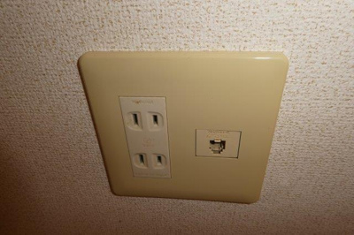 【設備】 | ハピネスエンジェル３２３ | 電話モジュラー