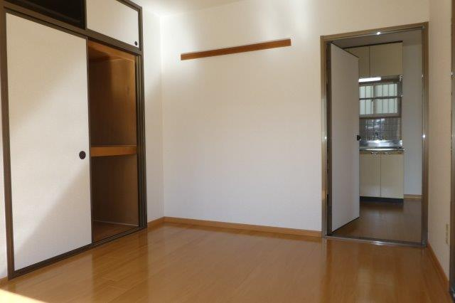 ハピネスエンジェル３２３の寝室|洋室