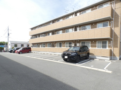 【駐車場】 | ベルヴィル カメリア B棟 | 駐車場完備です