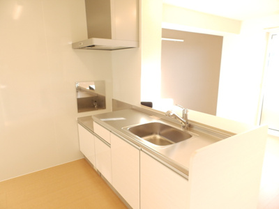 【キッチン】 | ベルヴィル カメリア B棟 | コンパクトなキッチンで掃除もラクラク