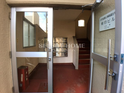 【エントランス】 | 朝日ビル | 毎日通るエントランスはこのようになっています