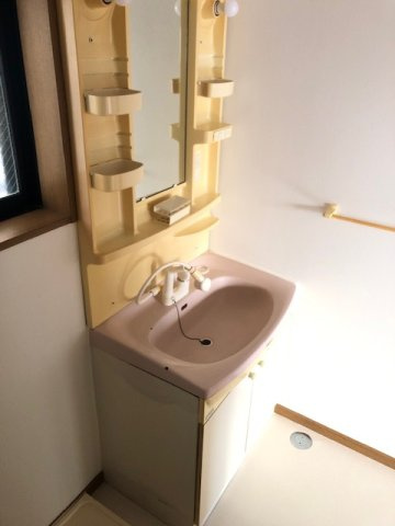 メゾンベルクの独立洗面台