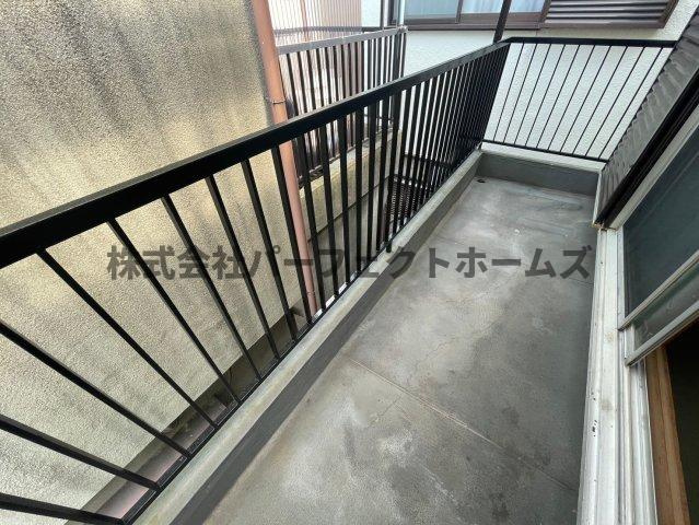 茄子作東町戸建　賃貸のバルコニー