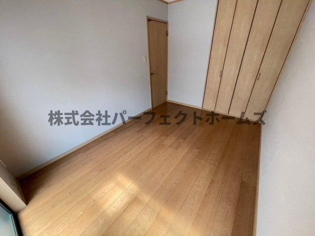 茄子作東町戸建　賃貸の洋室