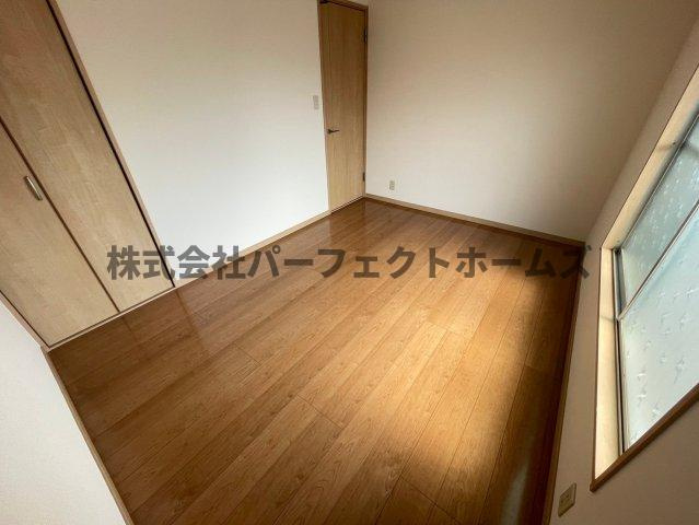 茄子作東町戸建　賃貸の洋室