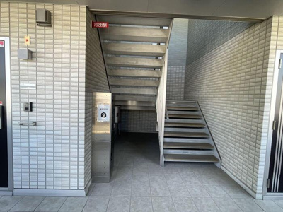 【エントランス】 | グランクレージュ紀三井寺