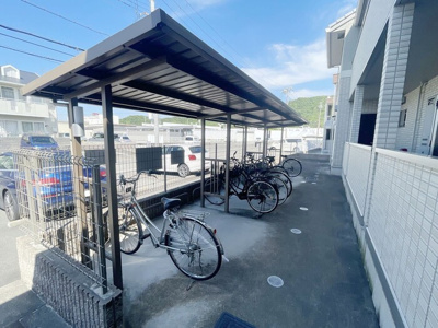 【その他共用部分】 | グランクレージュ紀三井寺 | 駐輪場