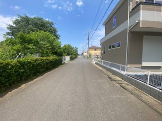 【前面道路含む現地写真】