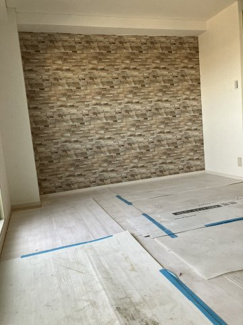 【洋室】 | パールナイン | 明るい洋室です