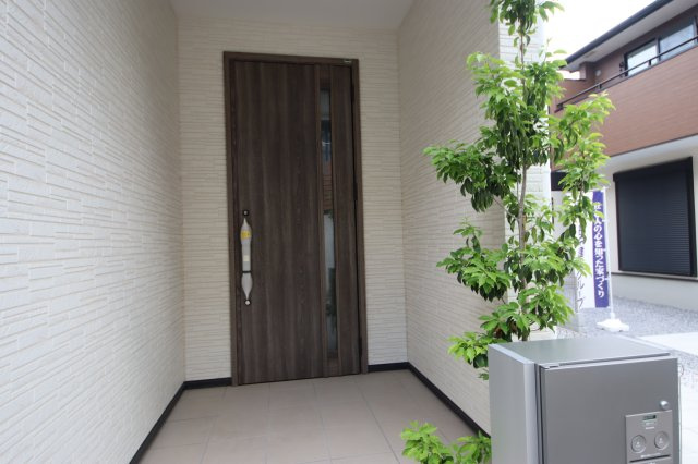 【玄関】 | 《仲介手数料無料》南区大字広ヶ谷戸567(N号棟)7期・新築一戸建て | 撮影日 2025年6月2日 15:40 晴れ