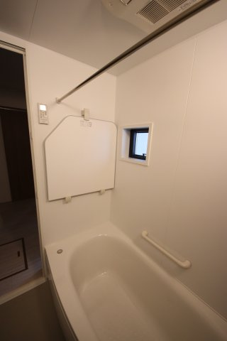 【浴室】 | 《仲介手数料無料》南区大字広ヶ谷戸567(N号棟)7期・新築一戸建て | 撮影日 2025年6月2日 15:40 晴れ